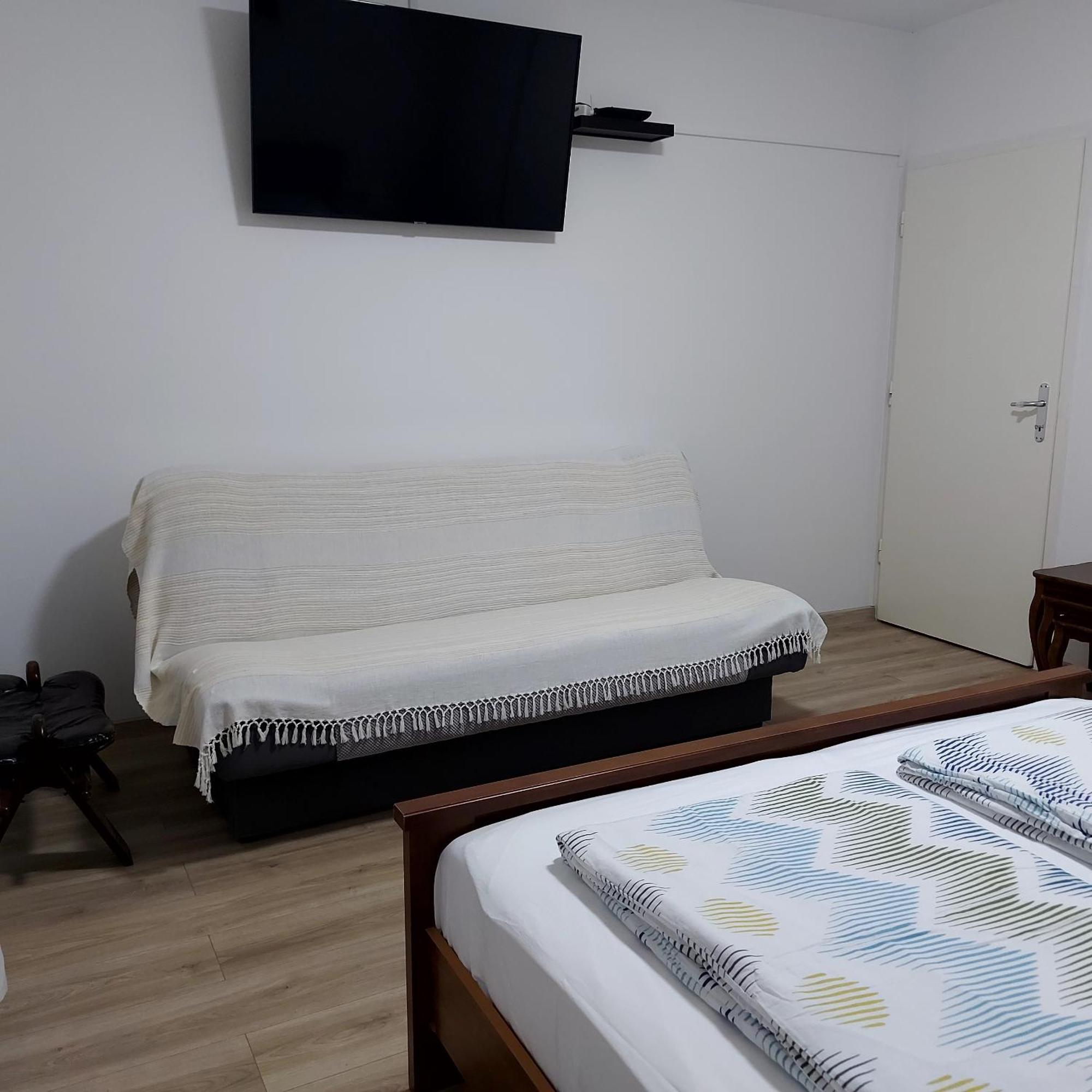 Apartmani Slavulj Fažana Eksteriør billede
